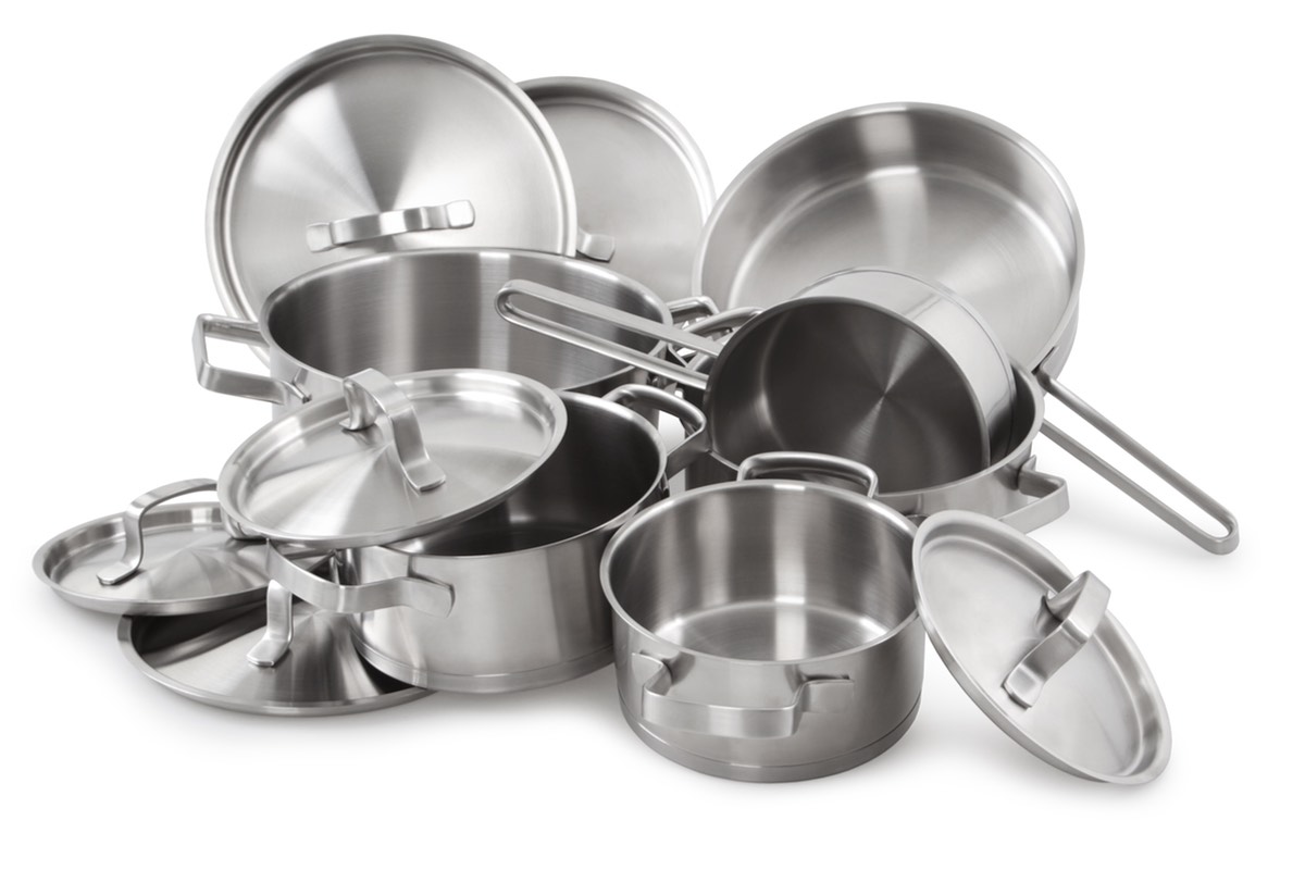 A Basic Guide to Pots and Pans - Bacon Scouts